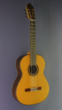 Antonio Marin Montero luthier guitar guitar cedar rosewood, year 2017